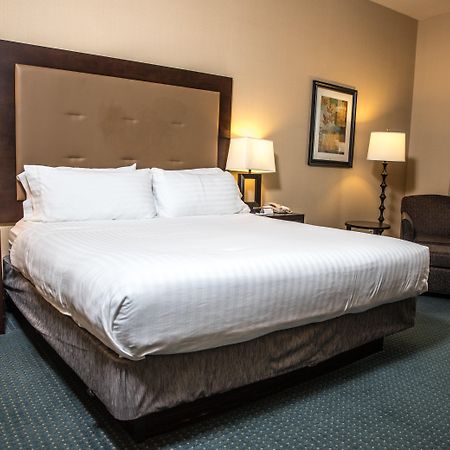 Holiday Inn Express & Suites Detroit - Novi By Ihg Ngoại thất bức ảnh