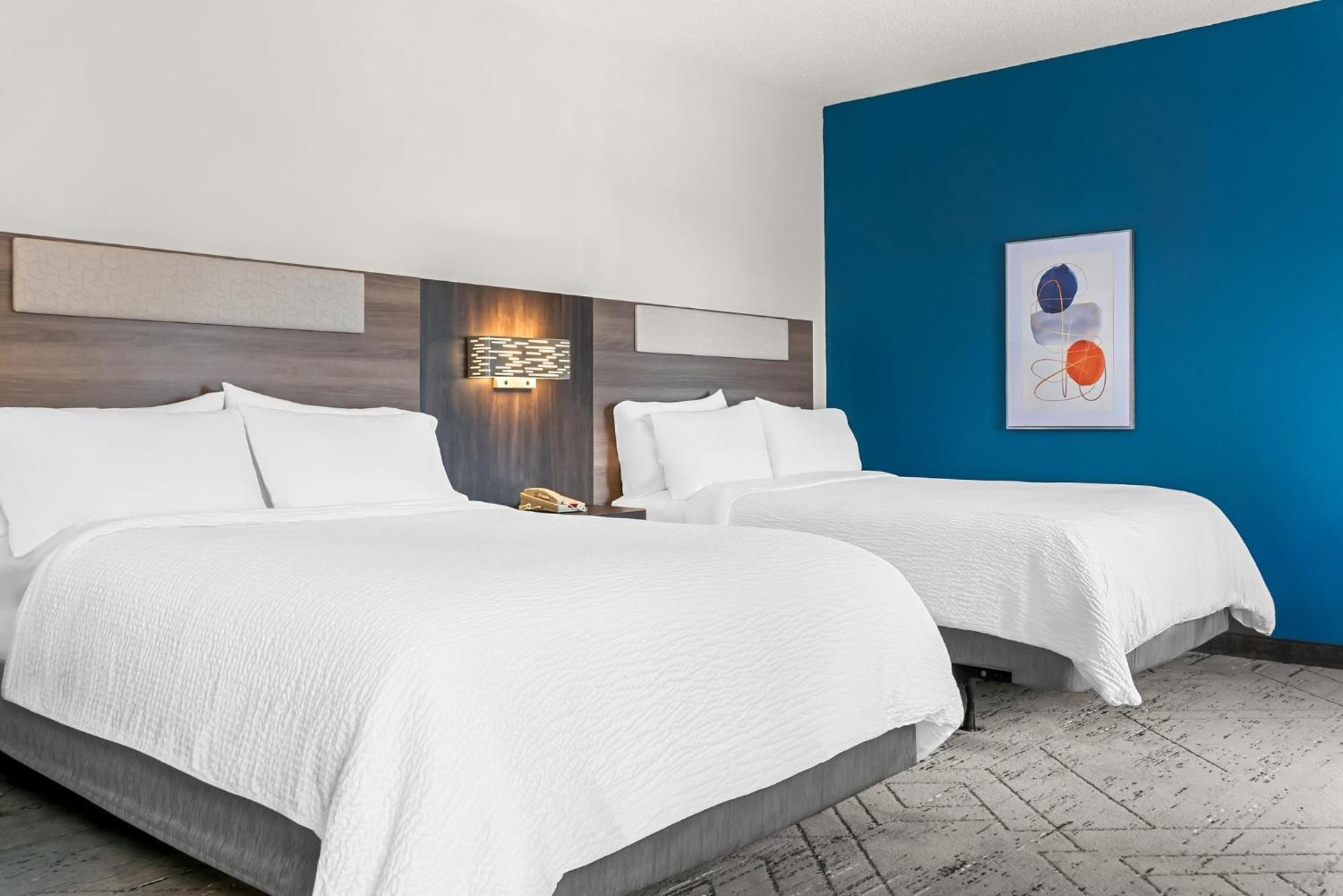 Holiday Inn Express & Suites Detroit - Novi By Ihg Ngoại thất bức ảnh