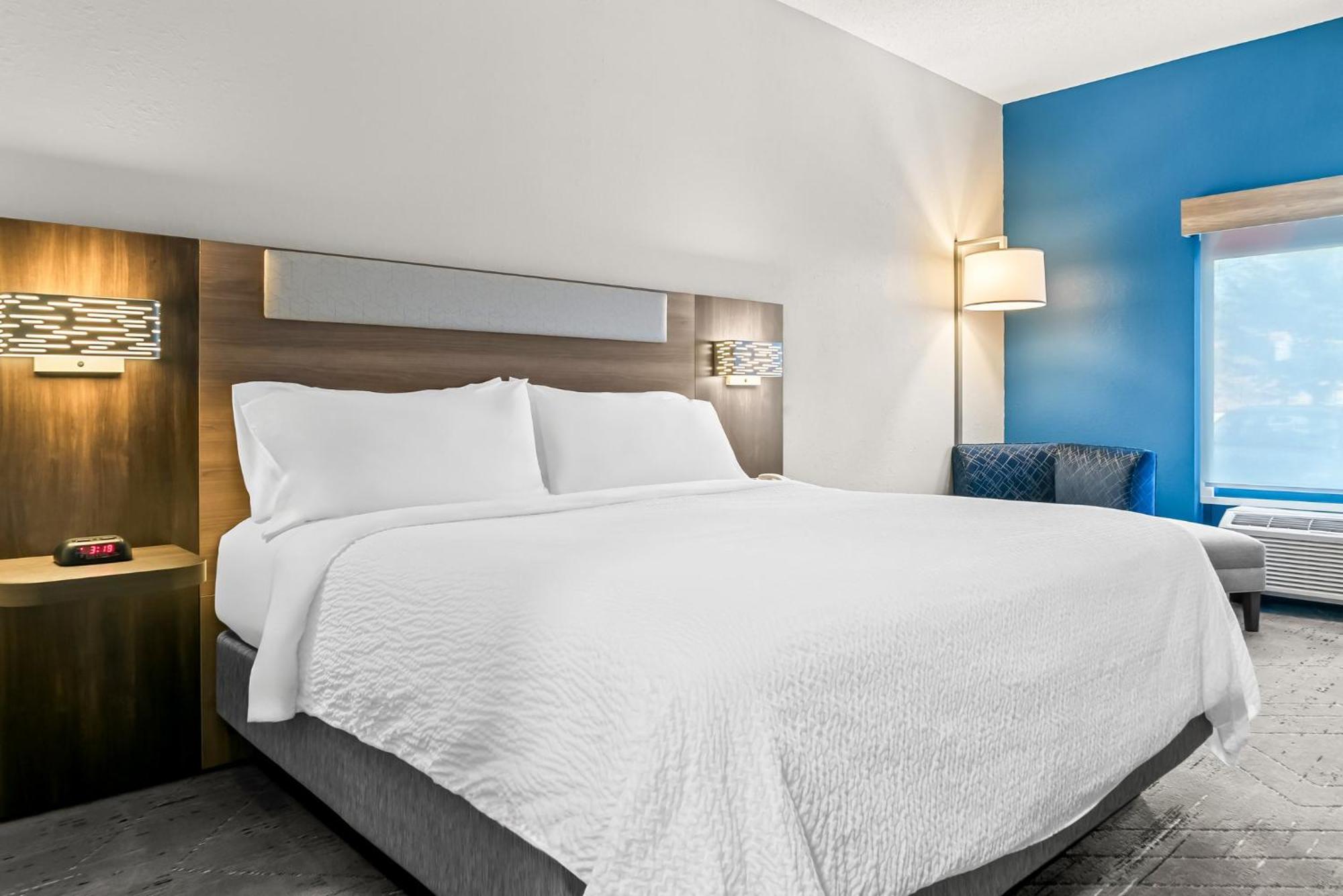 Holiday Inn Express & Suites Detroit - Novi By Ihg Ngoại thất bức ảnh