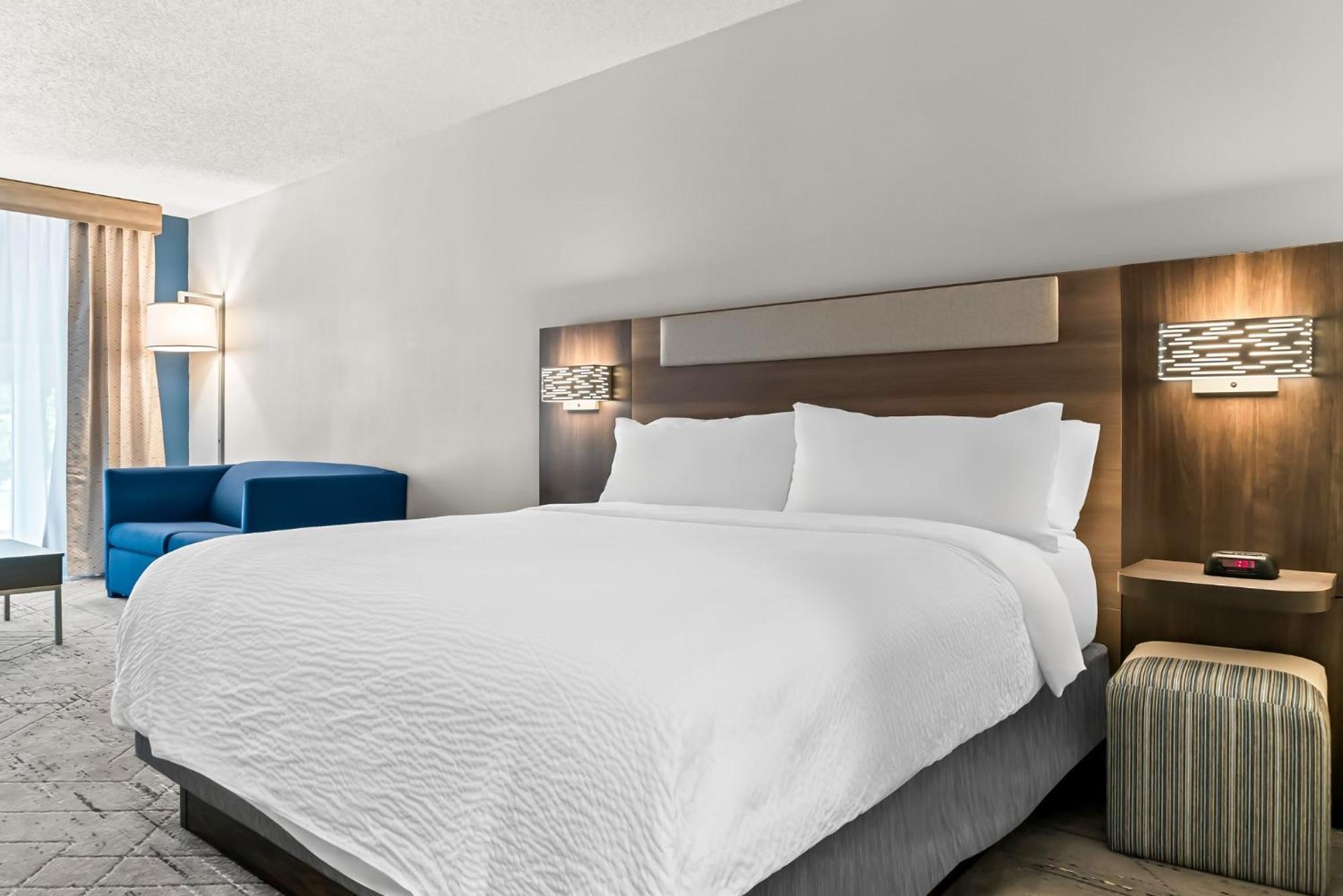 Holiday Inn Express & Suites Detroit - Novi By Ihg Ngoại thất bức ảnh